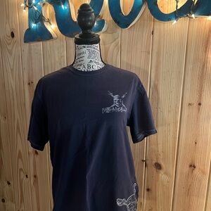 💙🖤 🏴‍☠️ ☠️ Disney Navy Blue Pirate Graphic Tee ☠️ 🏴‍☠️ 🖤💙